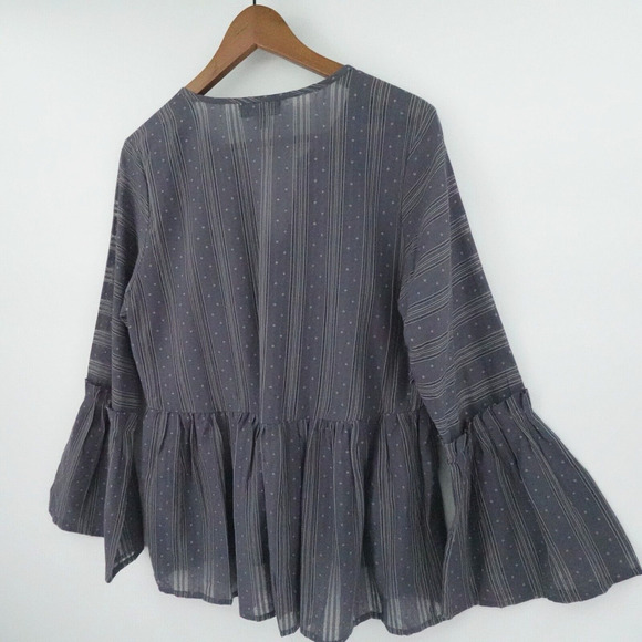 Women Top Medium Gray Lace Embroidered Babydoll Bell Sleeve Boho Chic Whimsigoth - Picture 10 of 16